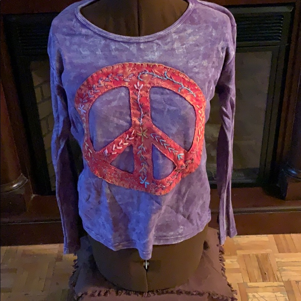 Women’s top size medium